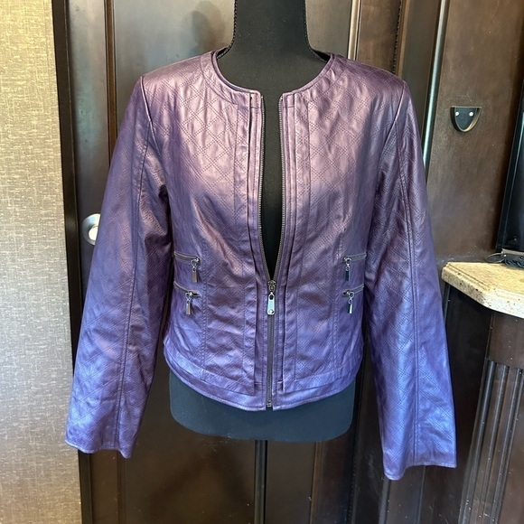Ellen Tracy Jackets & Blazers - Ellen Tracy jacket zip front. Purple size medium. faux leather